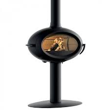 Купить Печь-камин Invicta Brio в интерьере чугунная в Минске в Минске