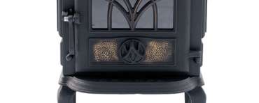 Чугунный камин со стеклом Сибирь 7 фото в интерьере в Минске