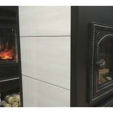 Недорогой камин со стеклом ЭТНА (ДТ-4С) с плитой и теплообменником Амазонка бай фото в Минске