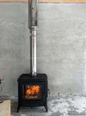 Купить чугунный Печь-камин EVEREST S13 в Минске фото в интерьере в Минске