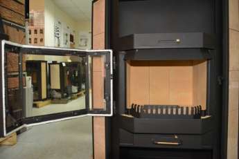 Купить недорогой камин с шамотом Печора Мета Бел в Минске фото в Минске