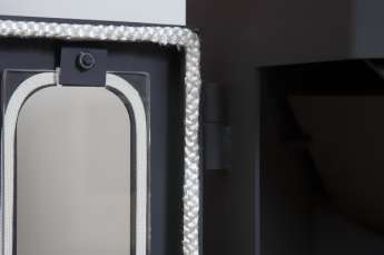 Стальной недорогой камин Бавария призматик пристенно-угловой фото в Минске