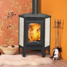 Стальной камин Бавария угловая Амазонка бай фото в интерьере в Минске