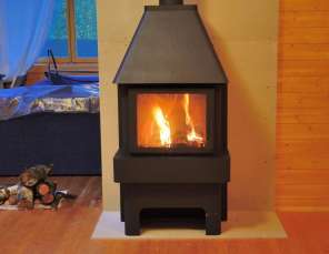 Недорогой камин Бавария три стекла графит фото в интерьере в Минске