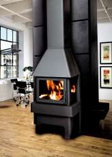 Недорогой камин Бавария 3 стекла чёрная фото в интерьере хай-тек в Минске