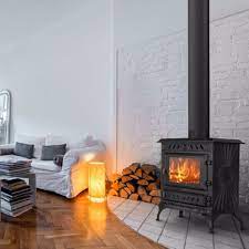 Купить Печь-камин Kawmet P3 (7.4 кВт) EKO в интерьере чугунный в Минске фото в Минске