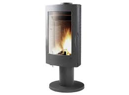 Печь-камин чугунный Invicta Alios в интерьере Амазонка бай фото в Минске