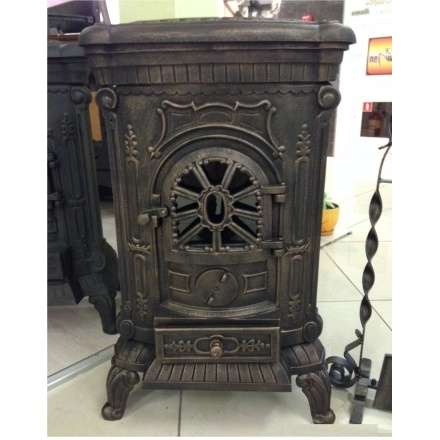 Печка чугунная Амбра в интерьере Амазонка бай фото в Минске