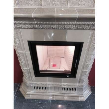 Каминная топка Austroflamm 55x57 K распашная дверца, радиальное стекло в Минске