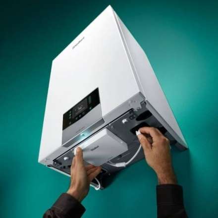 Газовый котел Vaillant VUW 32CS/1-5 (N-INT4) ecoTEC plus в Минске